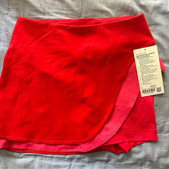 Lululemon Skort - Picture 2 of 3